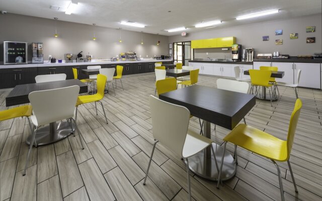 Days Inn Council Bluffs/9th Ave