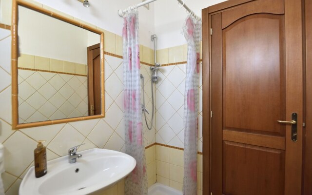 House With Garden and Barbecue 1 km From the Sea, 2 Bedrooms