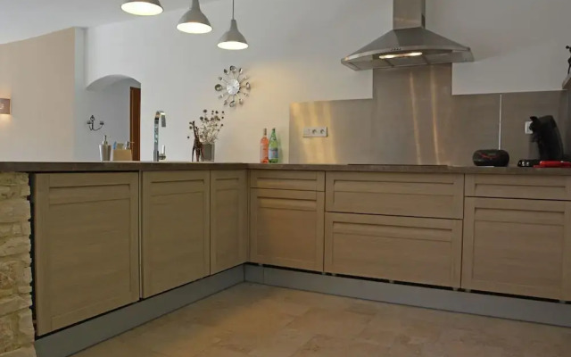 Cozy Villa in Saint-privat-de-champclos With Private Pool