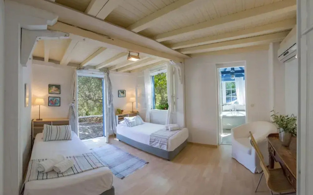 Villa Thalia - Agios Nikitas Villas
