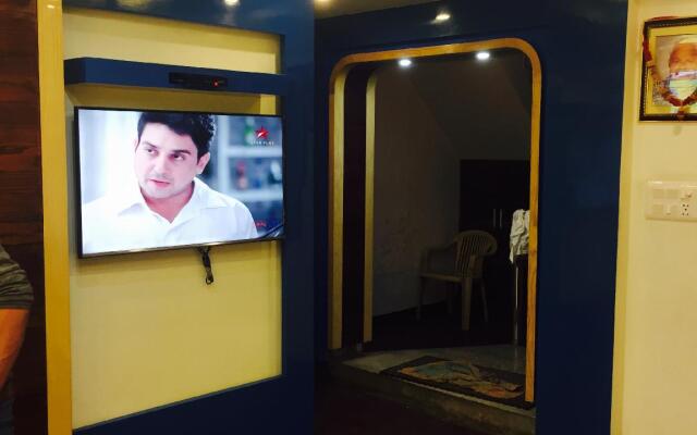 Hotel Pink City