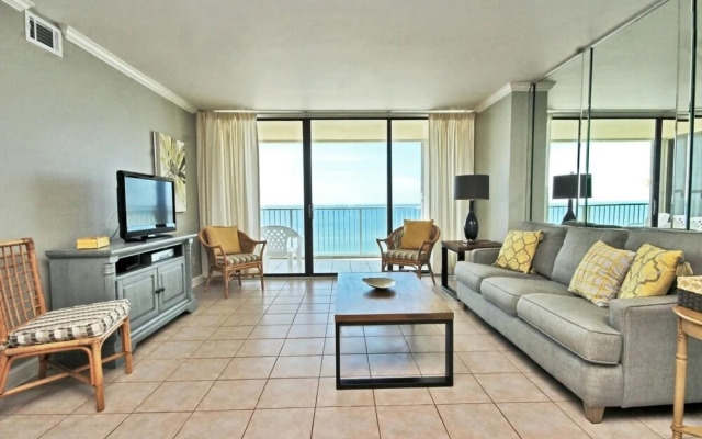 Whaler by Youngs Suncoast