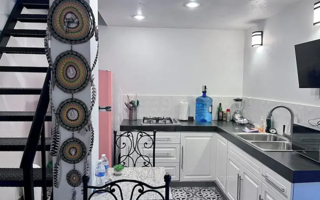Espectacular casona con alberca y jardines