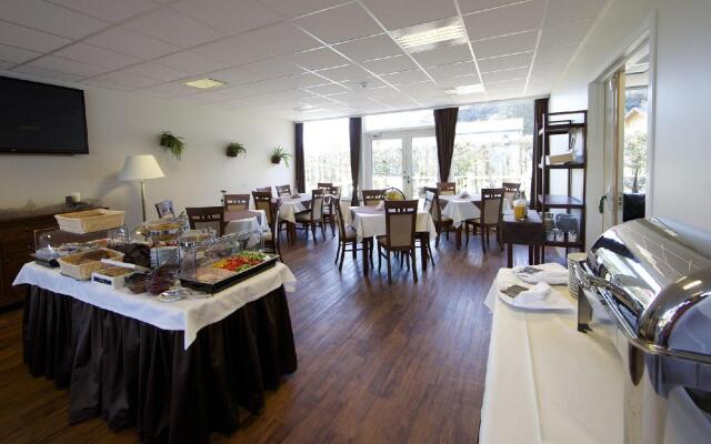 Kinn Hotell Florø