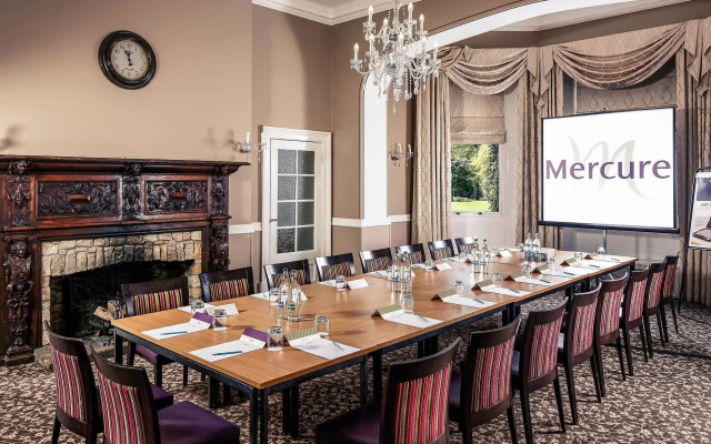 Mercure Newbury Elcot Park Hotel