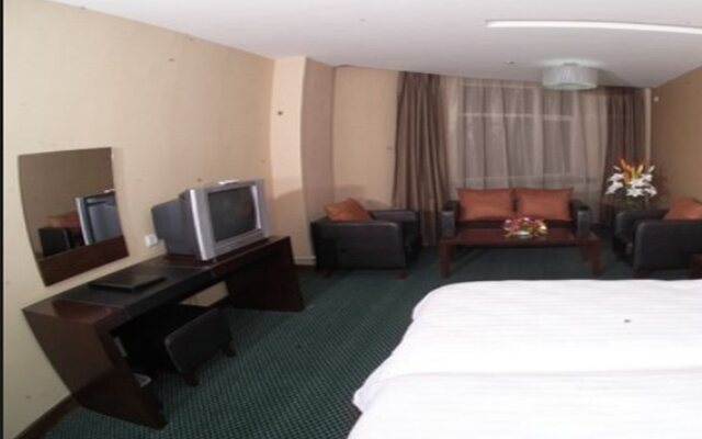 Longda Holiday Hotel
