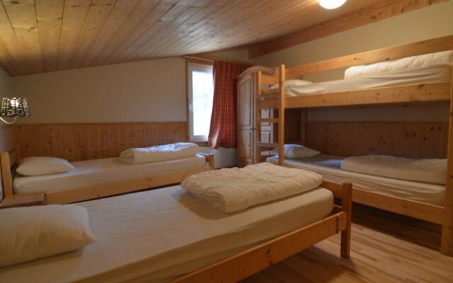 Luxurious Holiday Home in Elsenborn With Sauna
