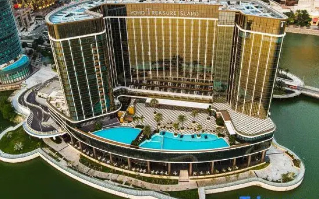 YOHO Treasure Island Hotel