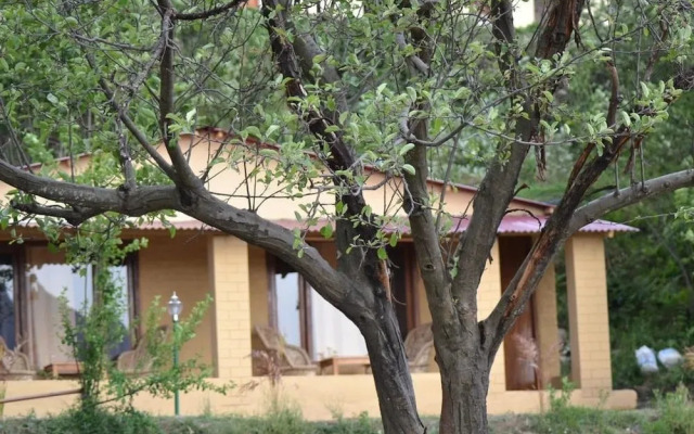StayApart - Dhanagiri hills Resort
