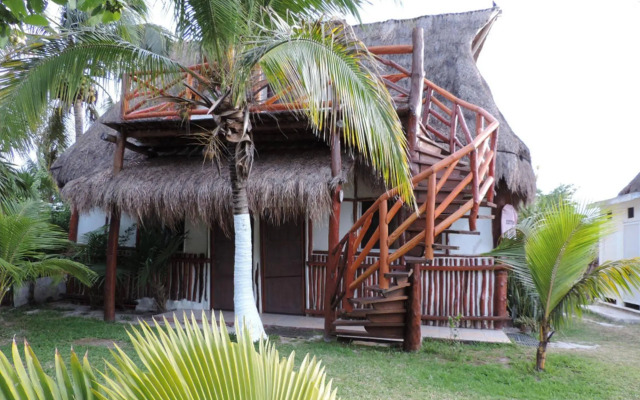 Golden Paradise Hostel