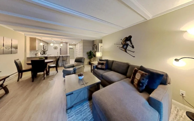 Spacious 2 BR Units at 1849 Condos With Free Pool, Parking & Wifi