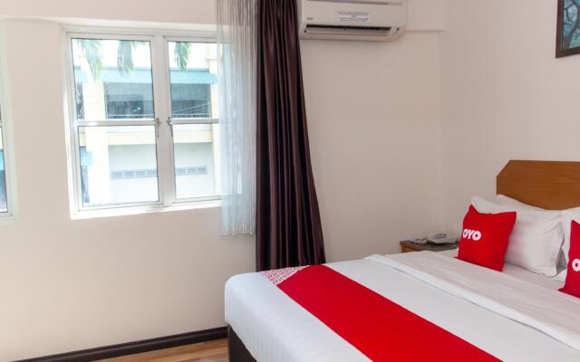 OYO 89945 Marine Bay Hotel