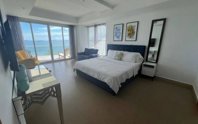 Apartment in the Causeway Amador