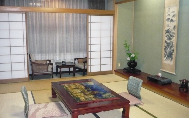 Akao-Kan – Guest Rooms – Nanto