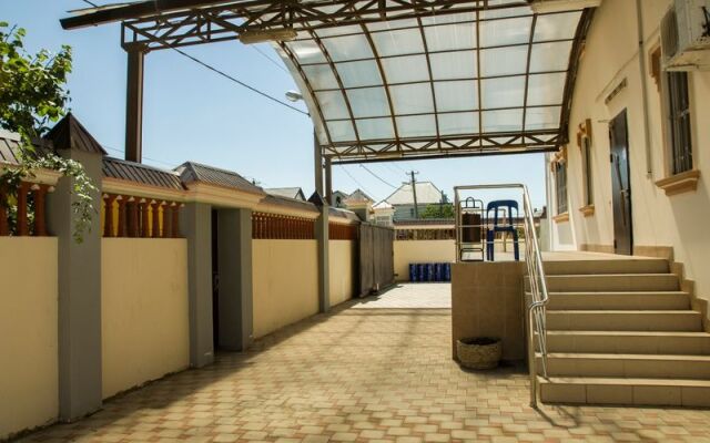 Guest House Nadezhda 2