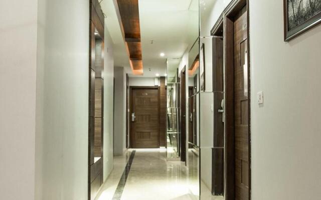 Hotel Narula's Aurrum
