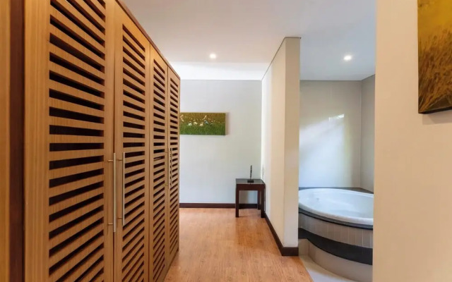 Senang Villa by Betterplace