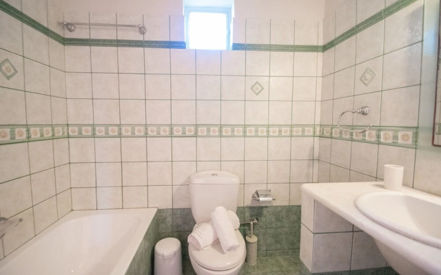 Yiota Porto Kavo Apartment