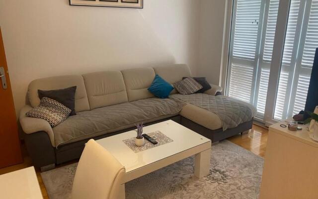 Sim1 Makarska