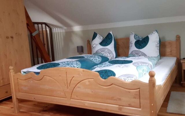 Great Holiday Home With Terrace Near Saxon