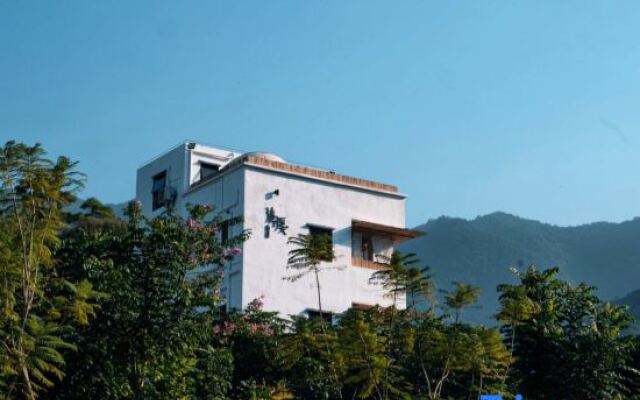 Qingxi Xiangshe Hostel