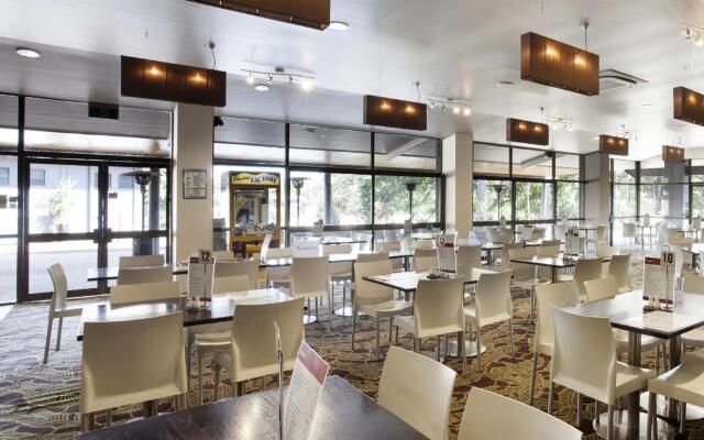 Nightcap at Kondari Resort