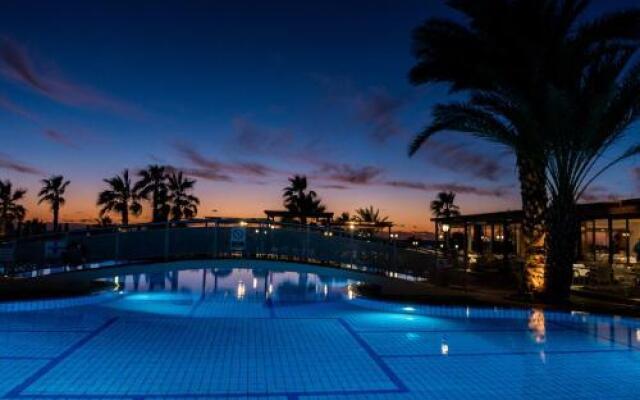 Resort 4 stars Paphos