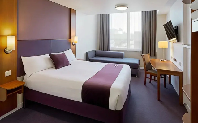Premier Inn Manchester Altrincham