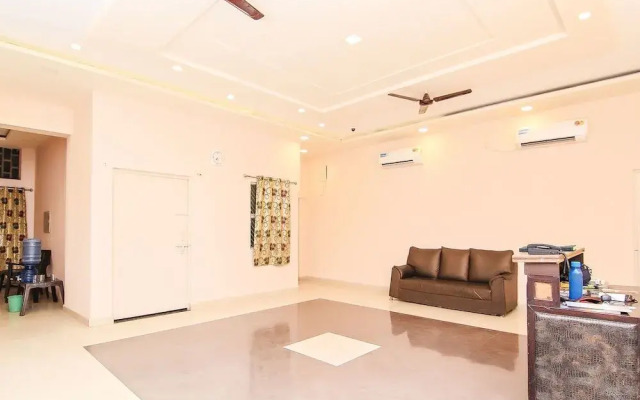 OYO 15177 Hotel HKJ Sanskriti