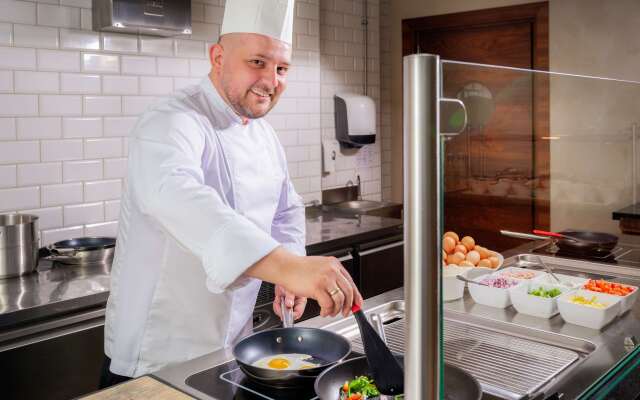 DoubleTree by Hilton Krakow Hotel & Convention Center