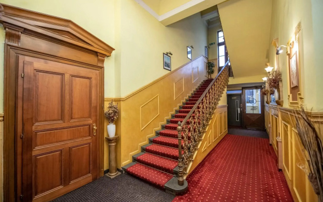 Old Prague Hotel