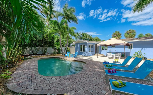 Sea La Vie - 205 - 55th