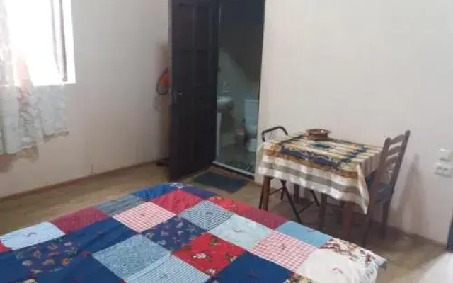 Room In 150M From Beach