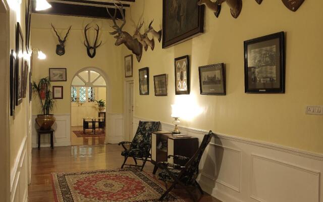WelcomHeritage Kasmanda Palace