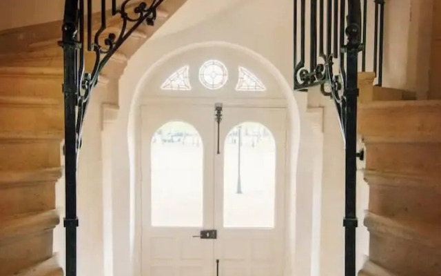 Le logis de l'abbaye de Saint Savin