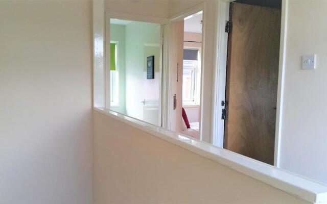 Swindon Old Town Duplex - Entercloud9sa