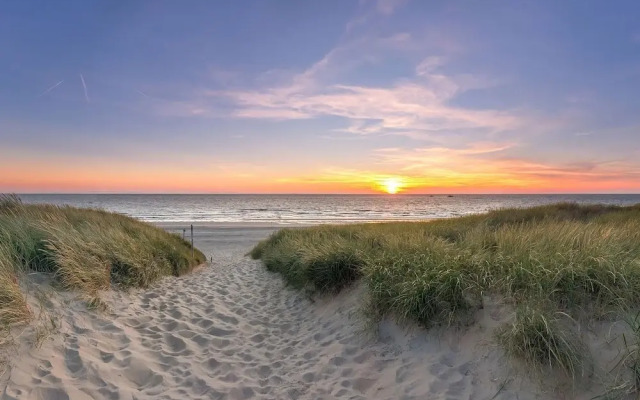 Villa in De Koog Texe With Fenced Garden