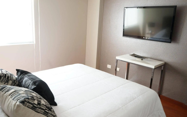 Miraflores Luxury Apartments Alcanfores