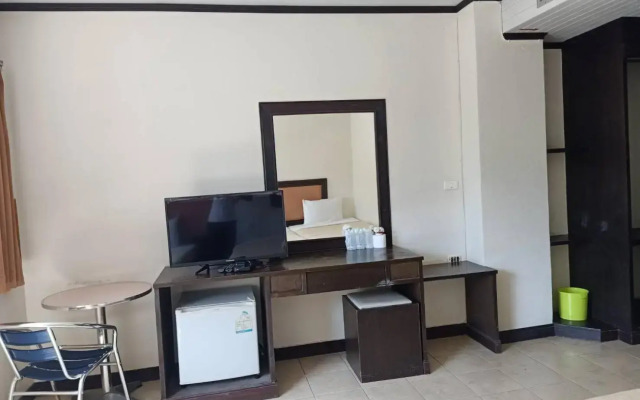 OYO 566 Princess Park Hotel