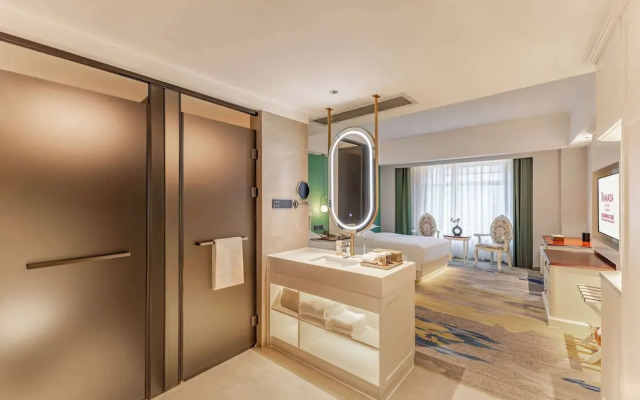 Ramada Plaza By Wyndham Wuhan Dongxi Lake