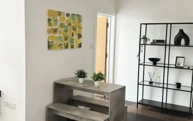 London Stylish 1 Bedroom Apartment With Garden