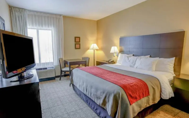 Quality Inn And Suites Lenexa Kansas City