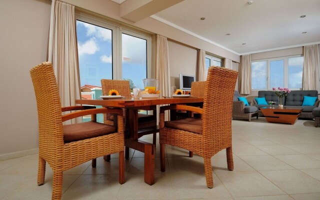Den Laman Condominiums