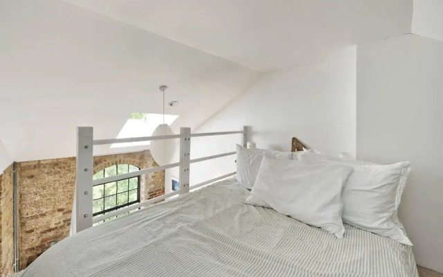 Spacious 1 Bed 1 Bath Southwark