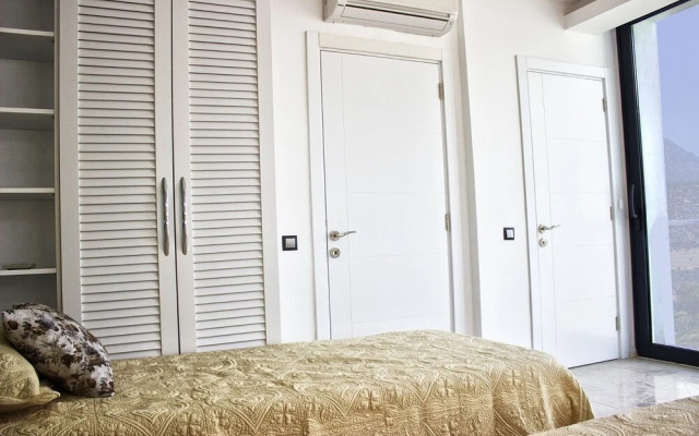 Villa Ladera 3 by VillaTatilin