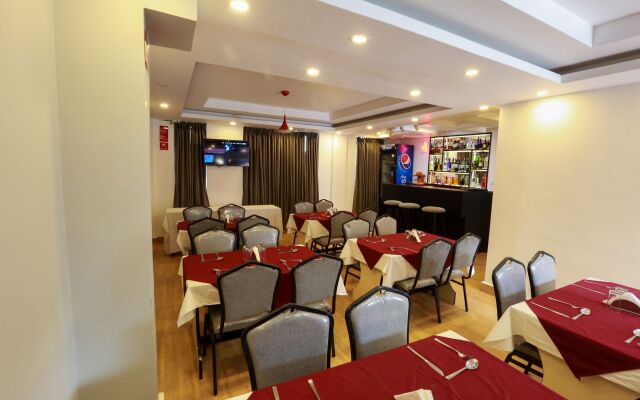 Oyo 123 Prince Plaza