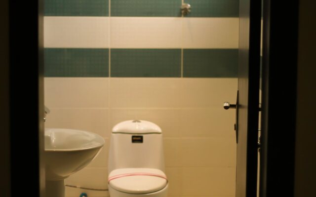 Rest Night Hotel Suites - Al Falah