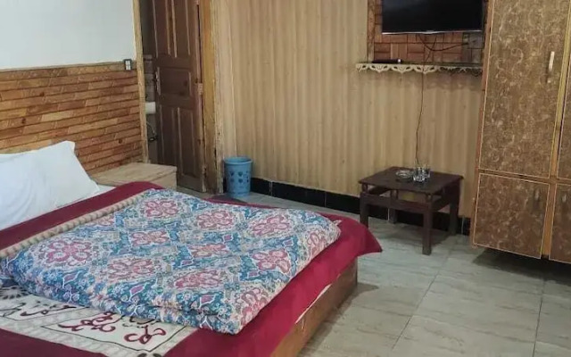 Home Land Resort