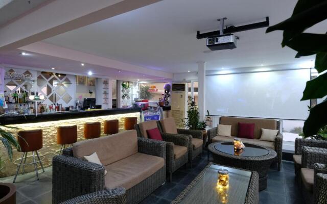 Flamingo Beach Hotel