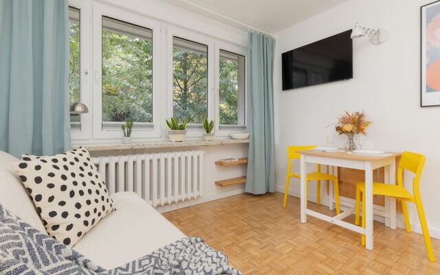 Sweet Studio Saska Kepa by Renters